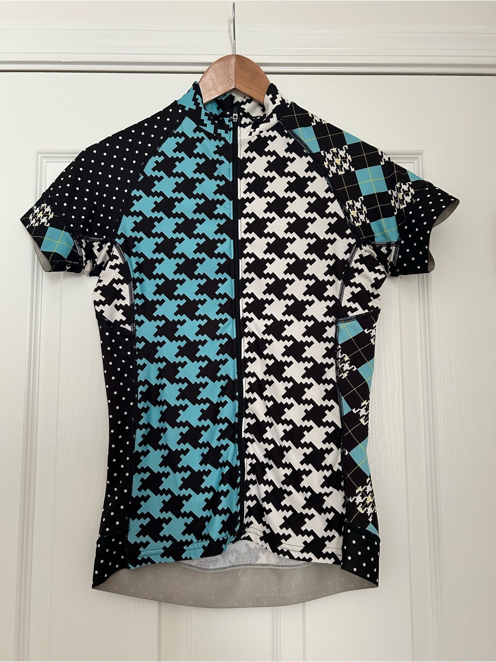 shebeest Women's Short Sleeve Cycling Jersey in Black, White, Teal